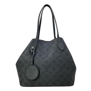 Louis Vuitton Blossom MM Mahina Tote Bag M21851